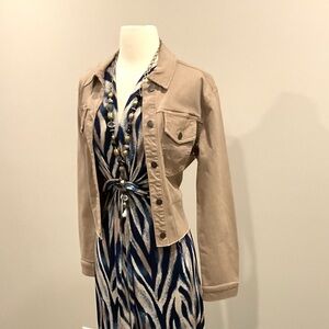 KUTZ jacket size small that runs big like a medium